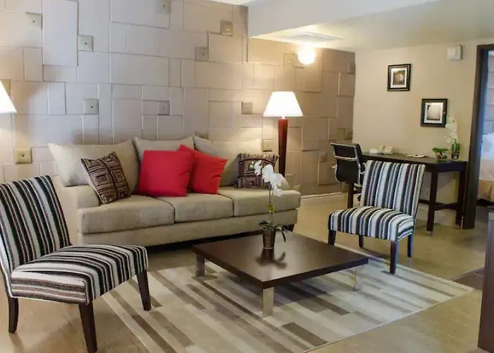 Hotel Doubletree By Hilton Airport