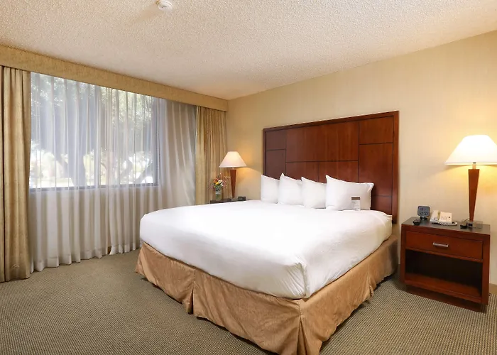 Doubletree By Hilton Airport Tucson