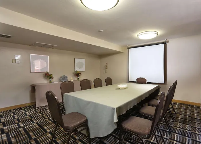 Hotel Doubletree By Hilton Airport Tucson