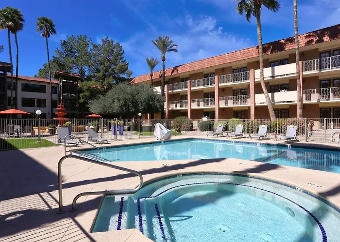 Hotel Doubletree By Hilton Airport Tucson