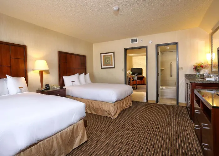 Hotel Doubletree By Hilton Airport Tucson