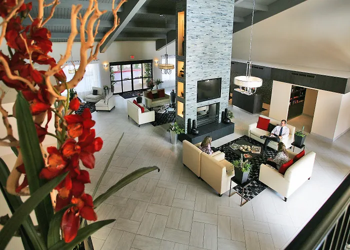 Doubletree By Hilton Airport 4*
