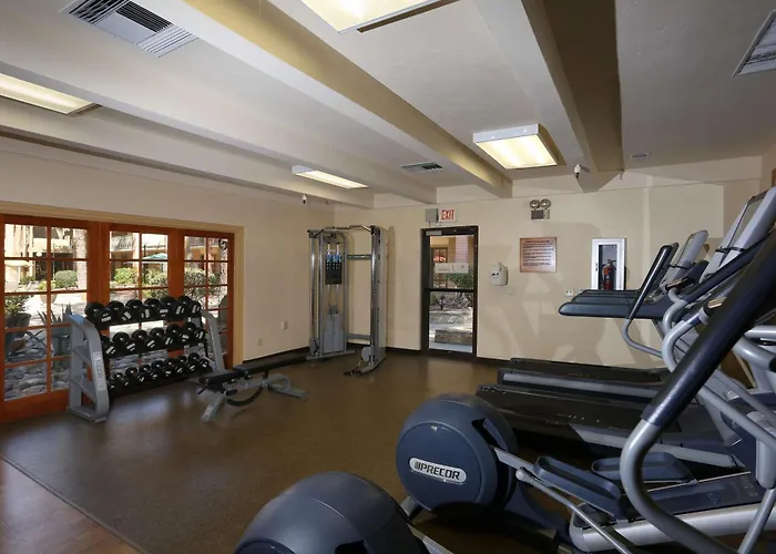 Doubletree By Hilton Airport 4*