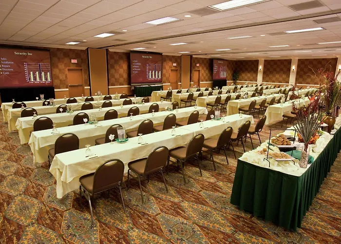 Doubletree By Hilton Airport Hotel