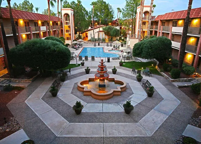 Doubletree By Hilton Airport 4* Tucson