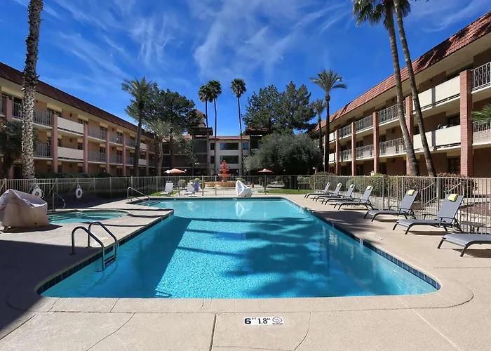 Doubletree By Hilton Airport 4* Tucson