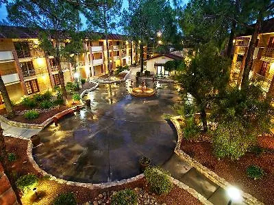 Doubletree By Hilton Airport Tucson